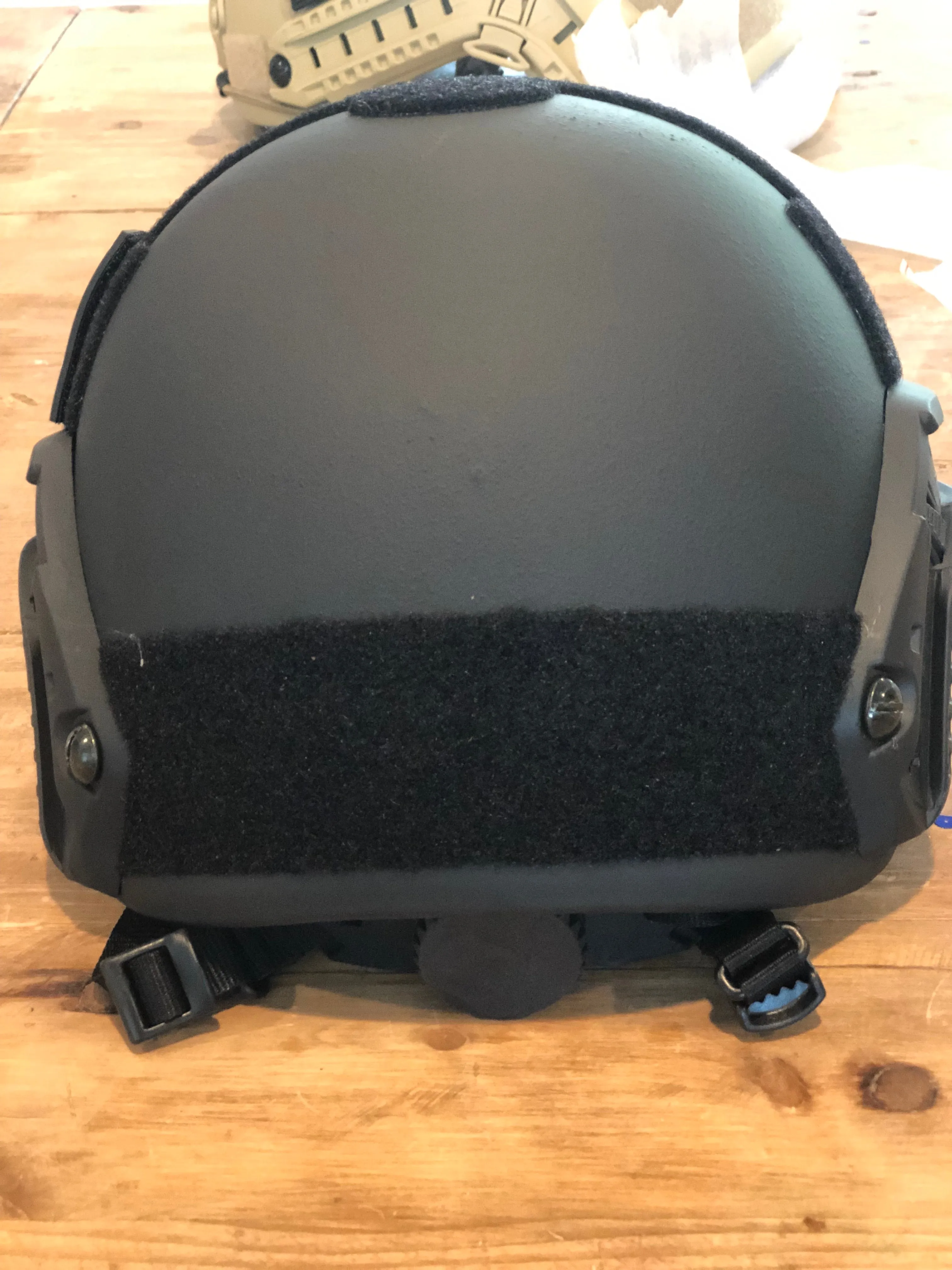 RT2 Ballistic High Cut Helmet: Tested to LEVEL IIIA (Included Arc Rails, Padding, Straps)